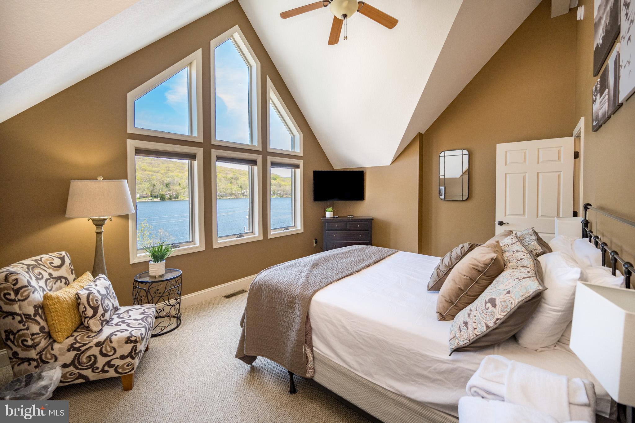 12 ROMAN RIDGE ROAD 22B
