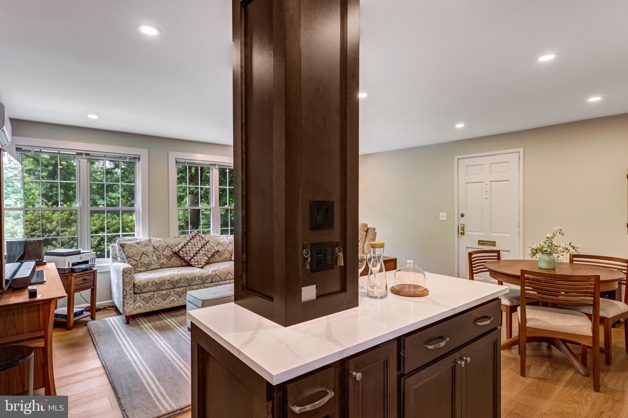 3237 RAVENSWORTH PLACE