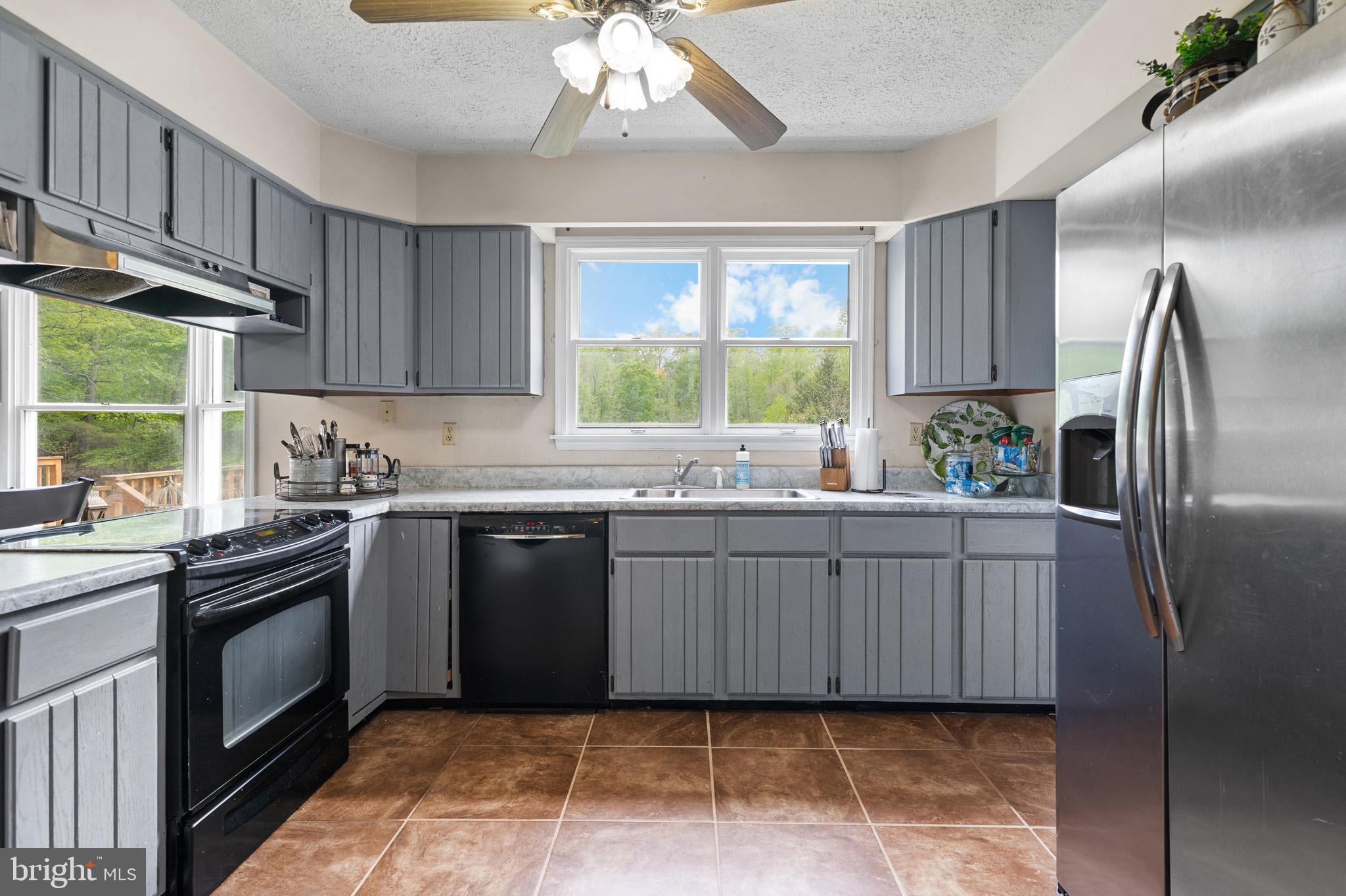 MYRTLE GROVE ESTATES - Residential