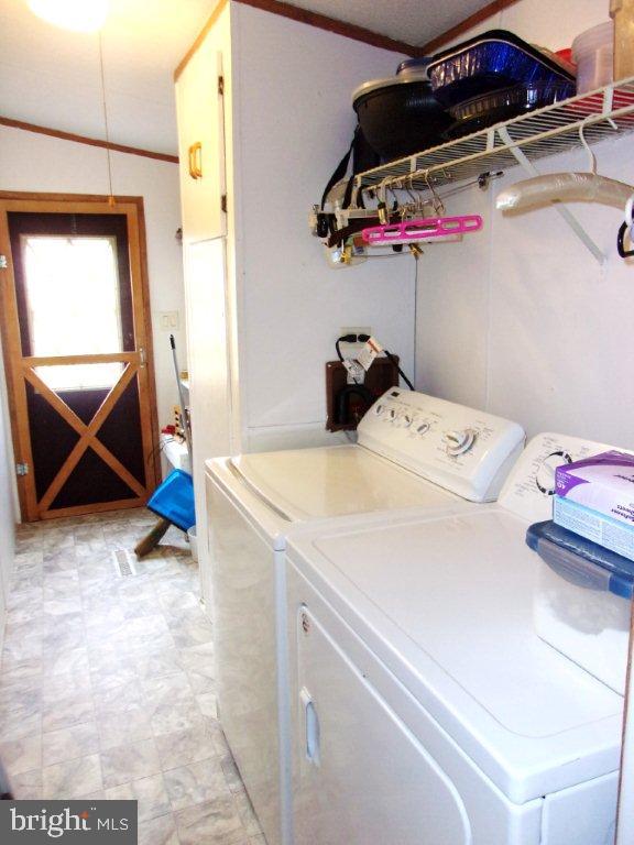 RESTLESS OAKS VILLAGE MHP - Residential