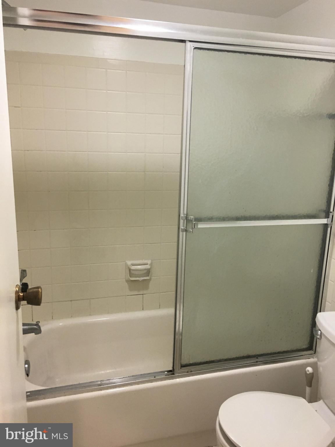 TIVOLI - Residential Lease