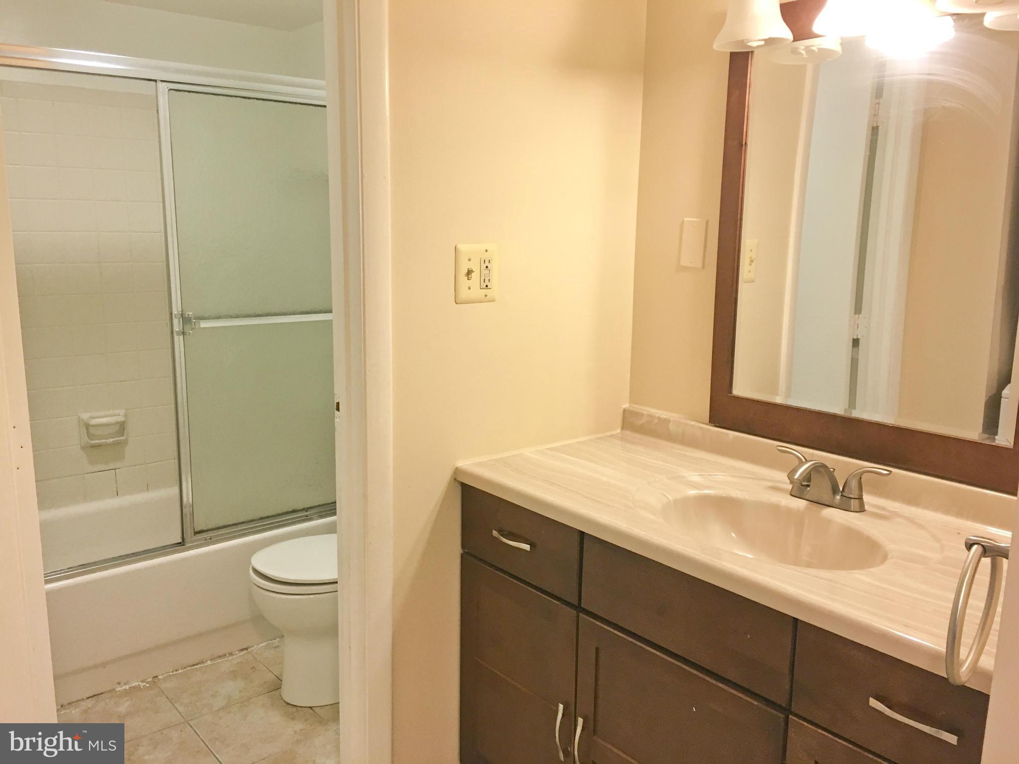 TIVOLI - Residential Lease