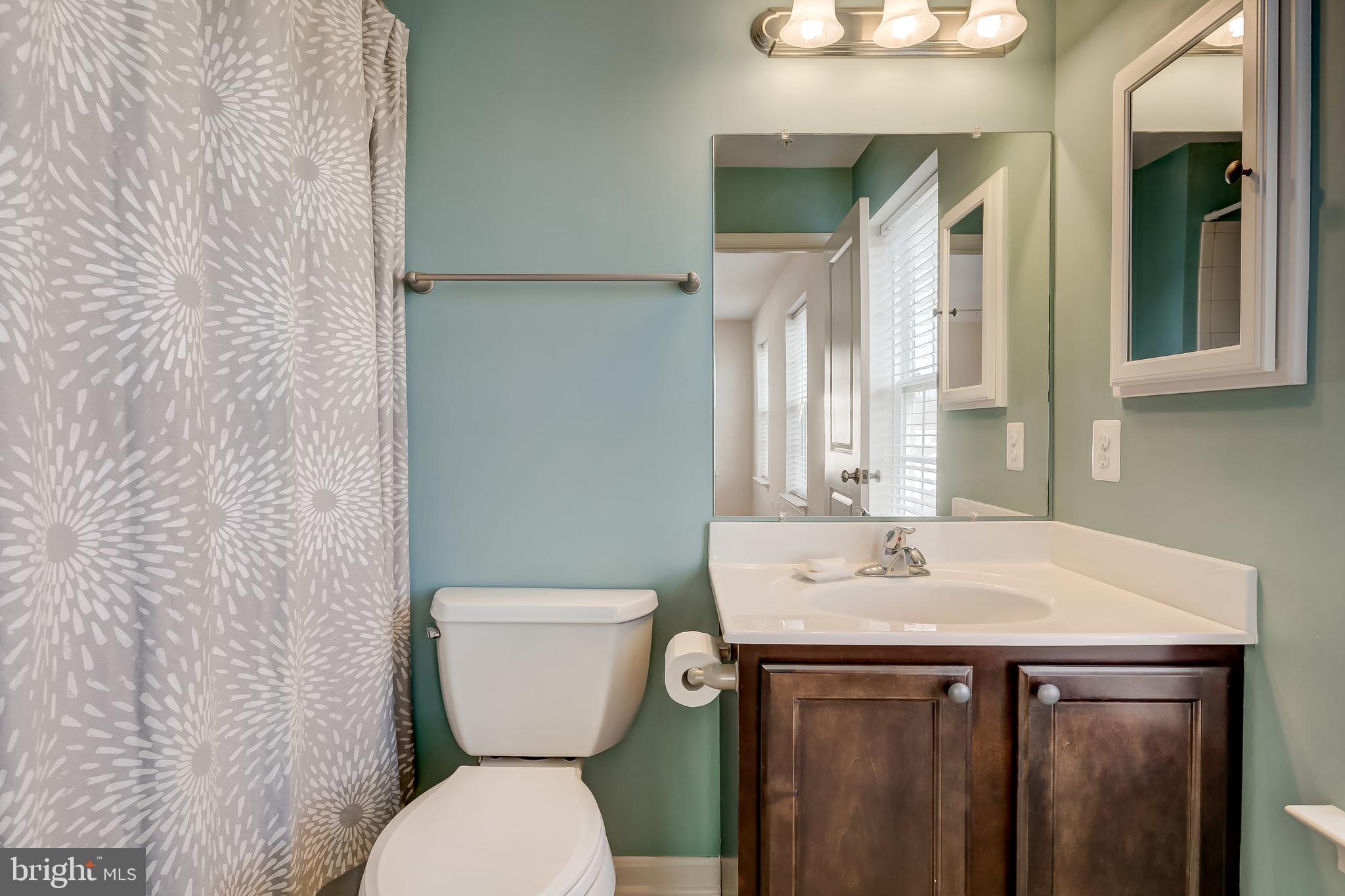 RENAISSANCE SQUARE - Residential