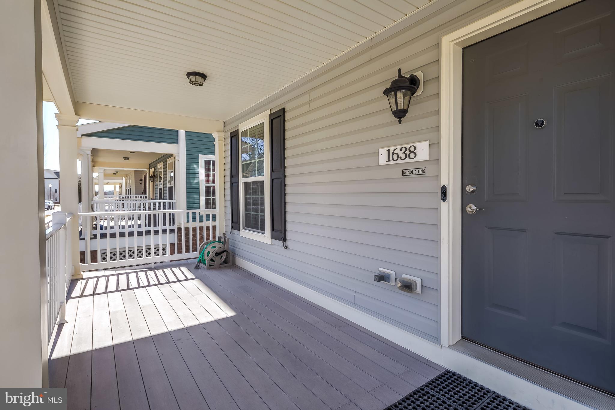 RENAISSANCE SQUARE - Residential