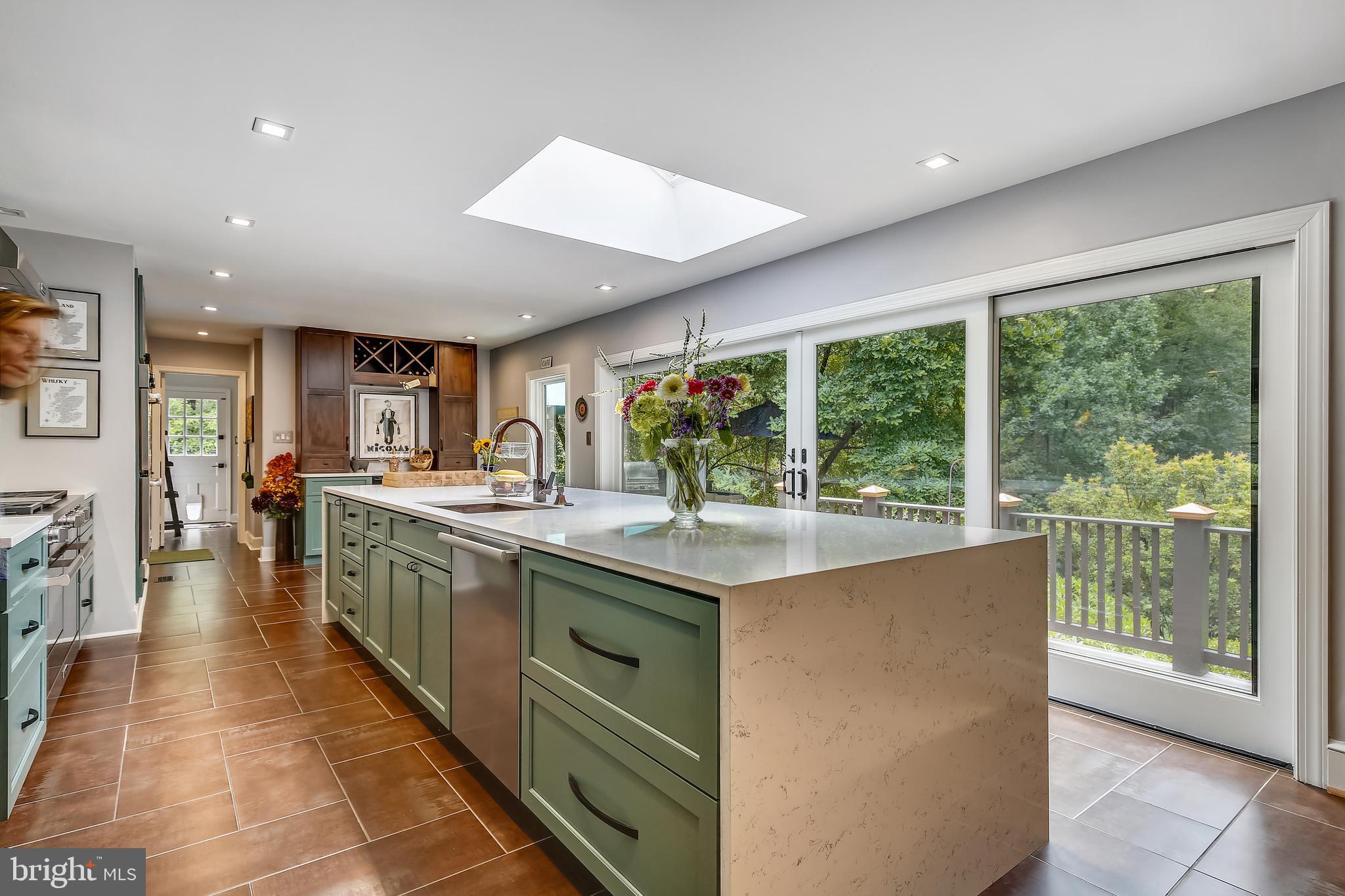 WOODHAVEN - Residential