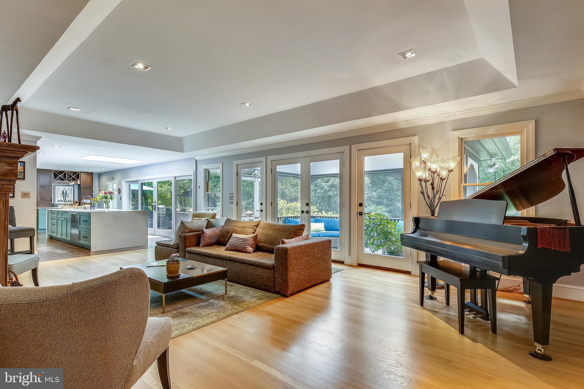 WOODHAVEN - Residential