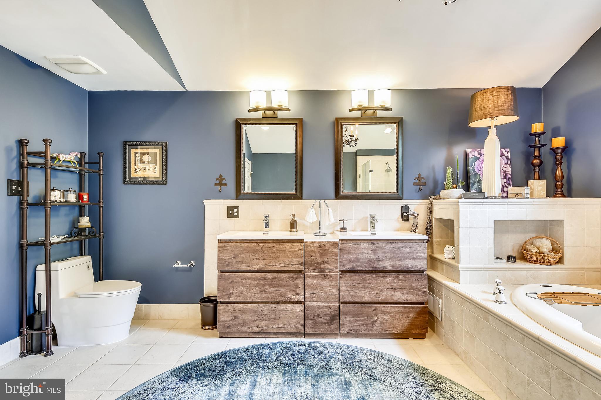 WOODHAVEN - Residential