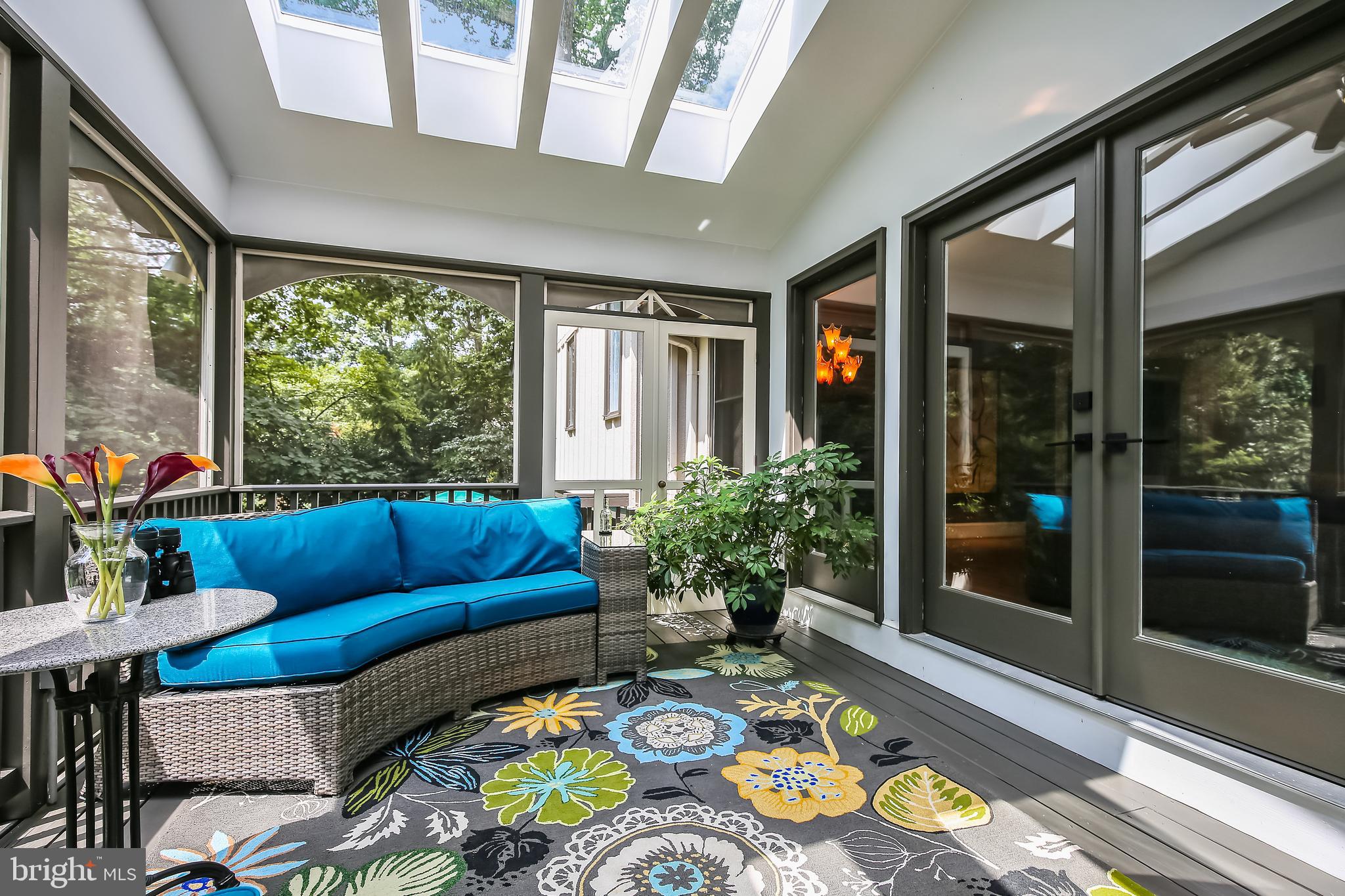 WOODHAVEN - Residential