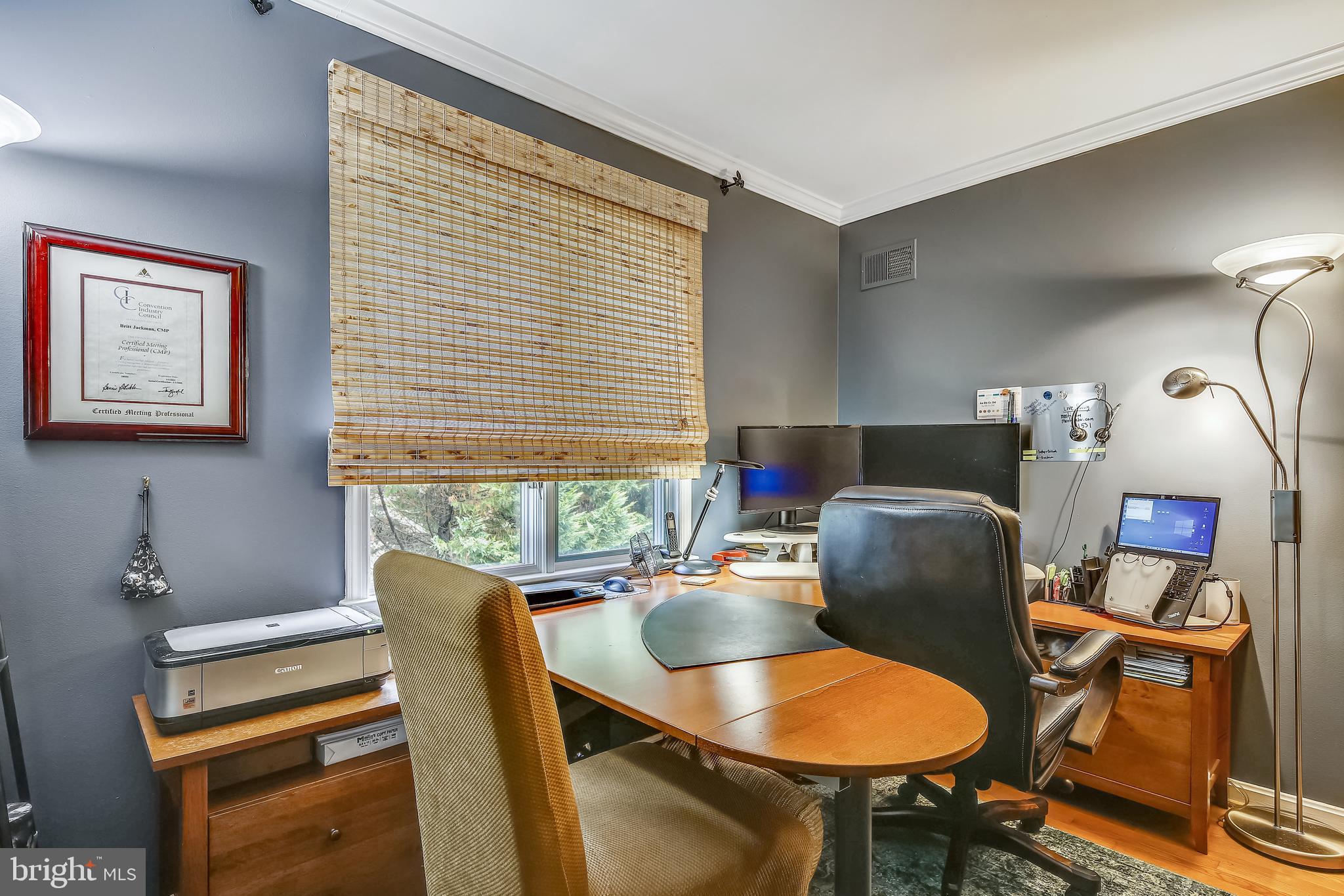 WOODHAVEN - Residential