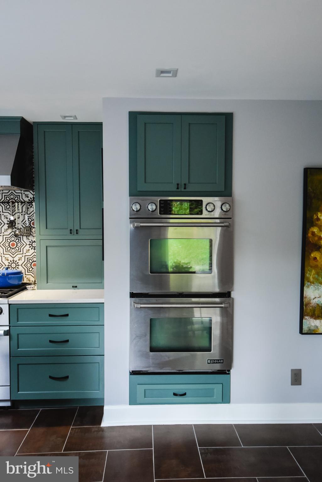 WOODHAVEN - Residential