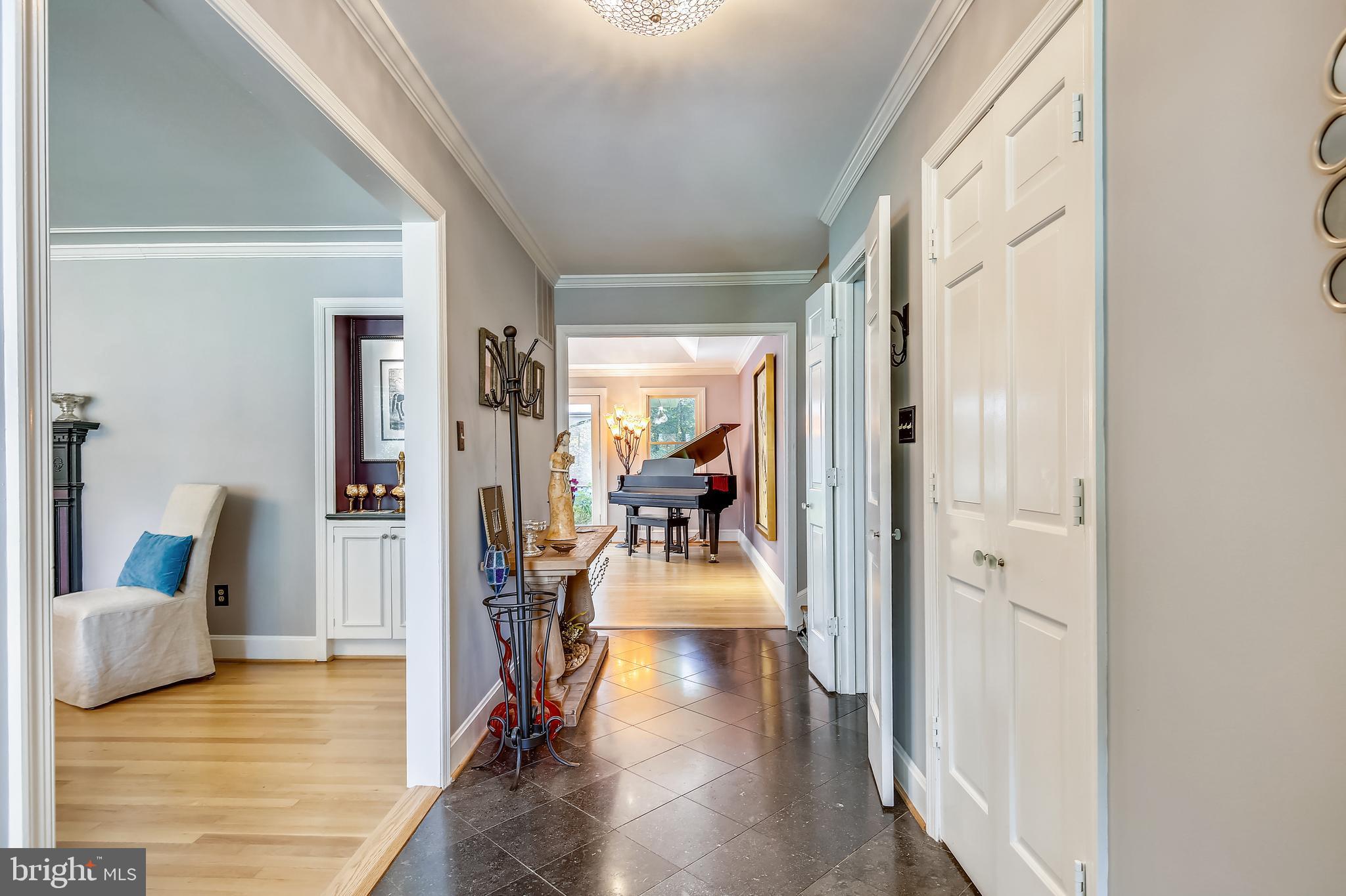 WOODHAVEN - Residential