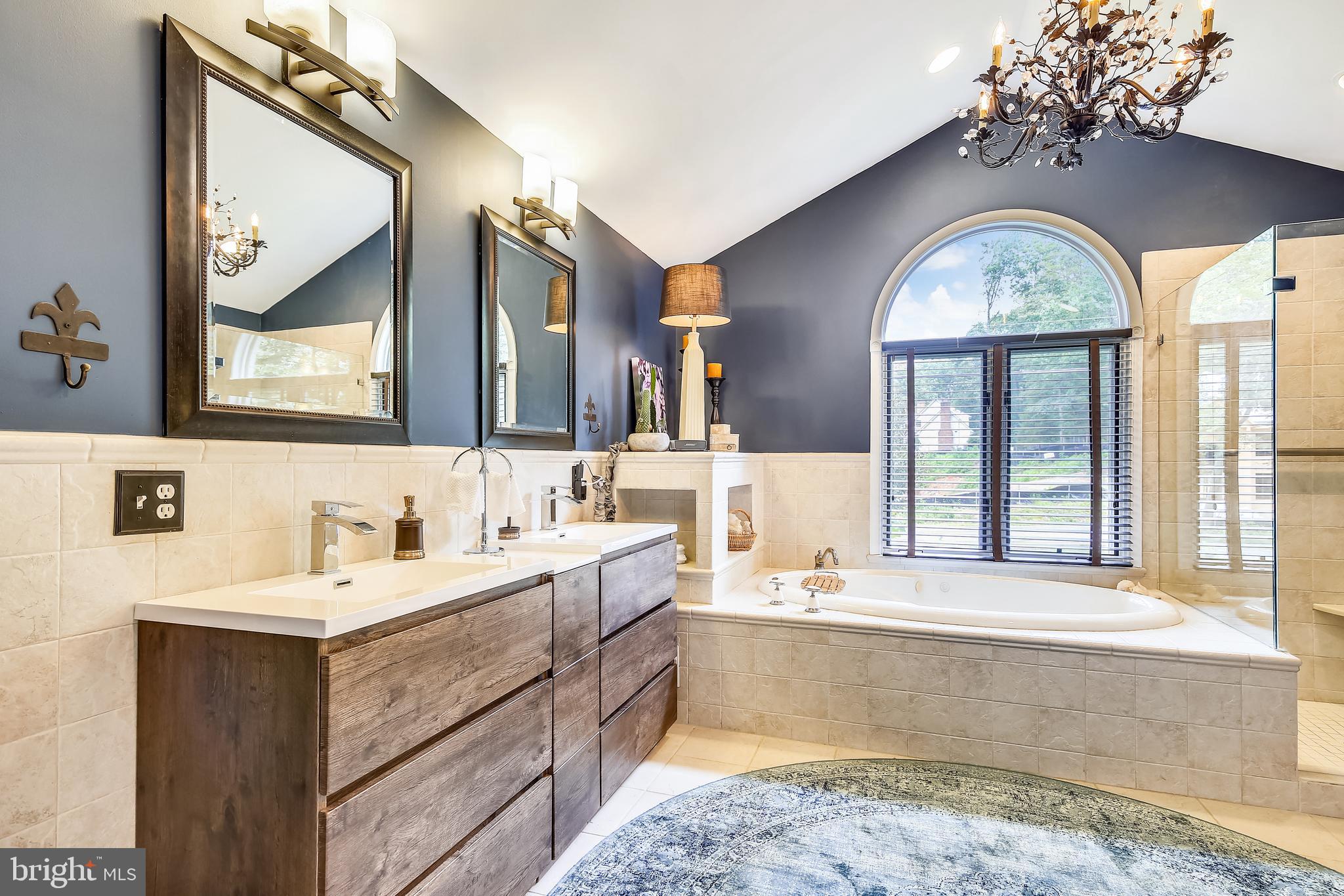 WOODHAVEN - Residential