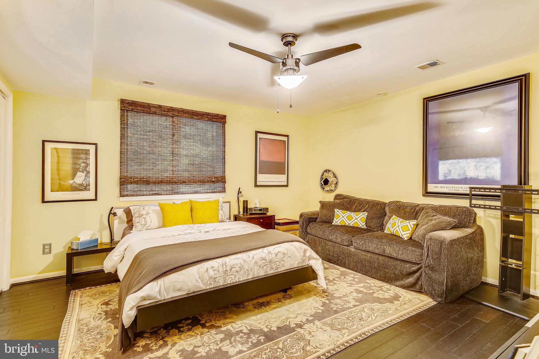 WOODHAVEN - Residential