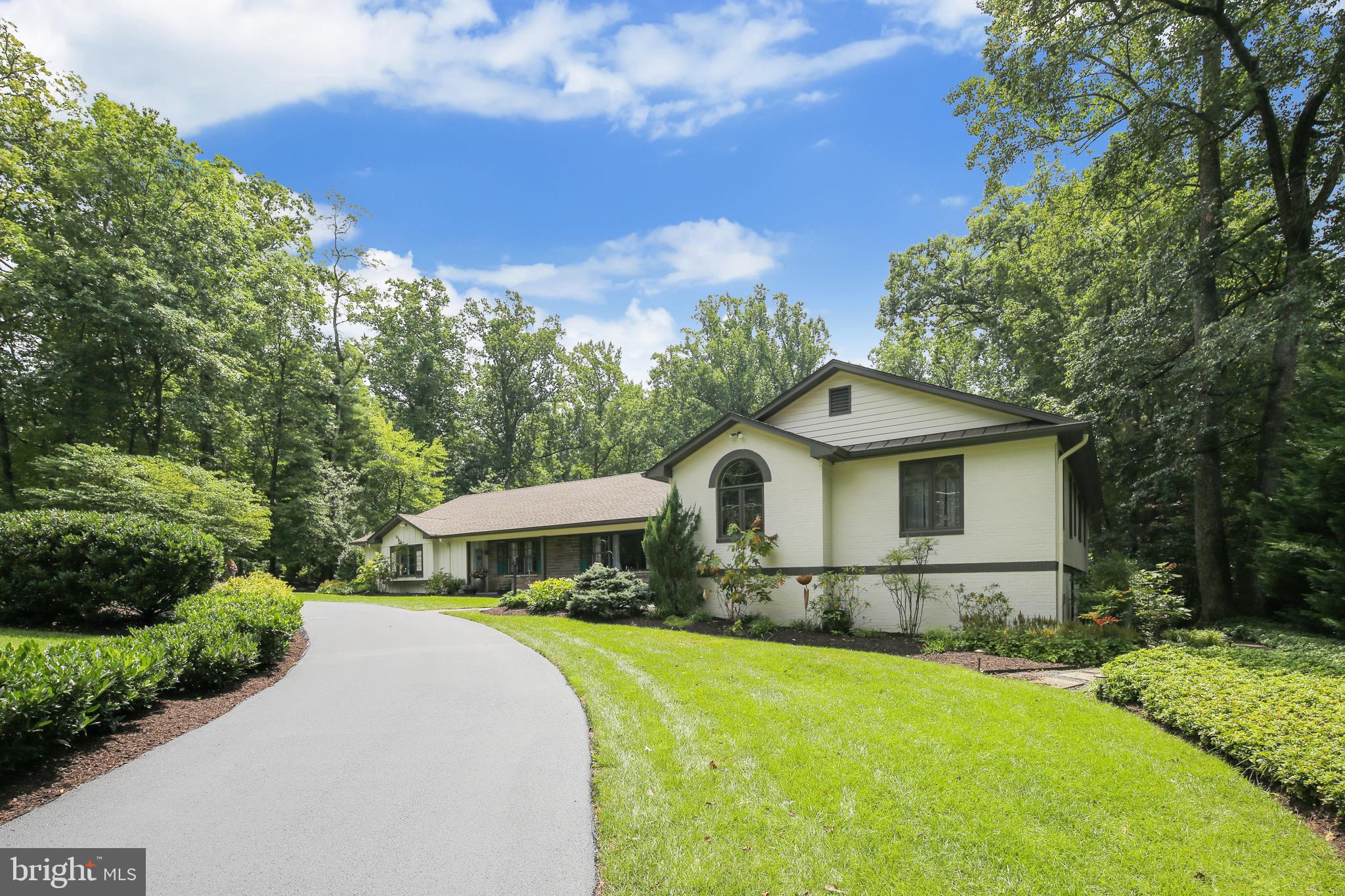 WOODHAVEN - Residential