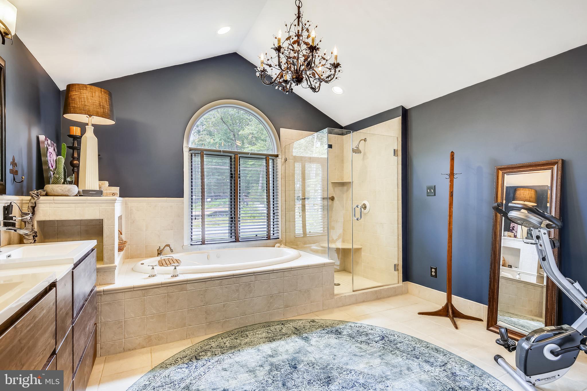 WOODHAVEN - Residential