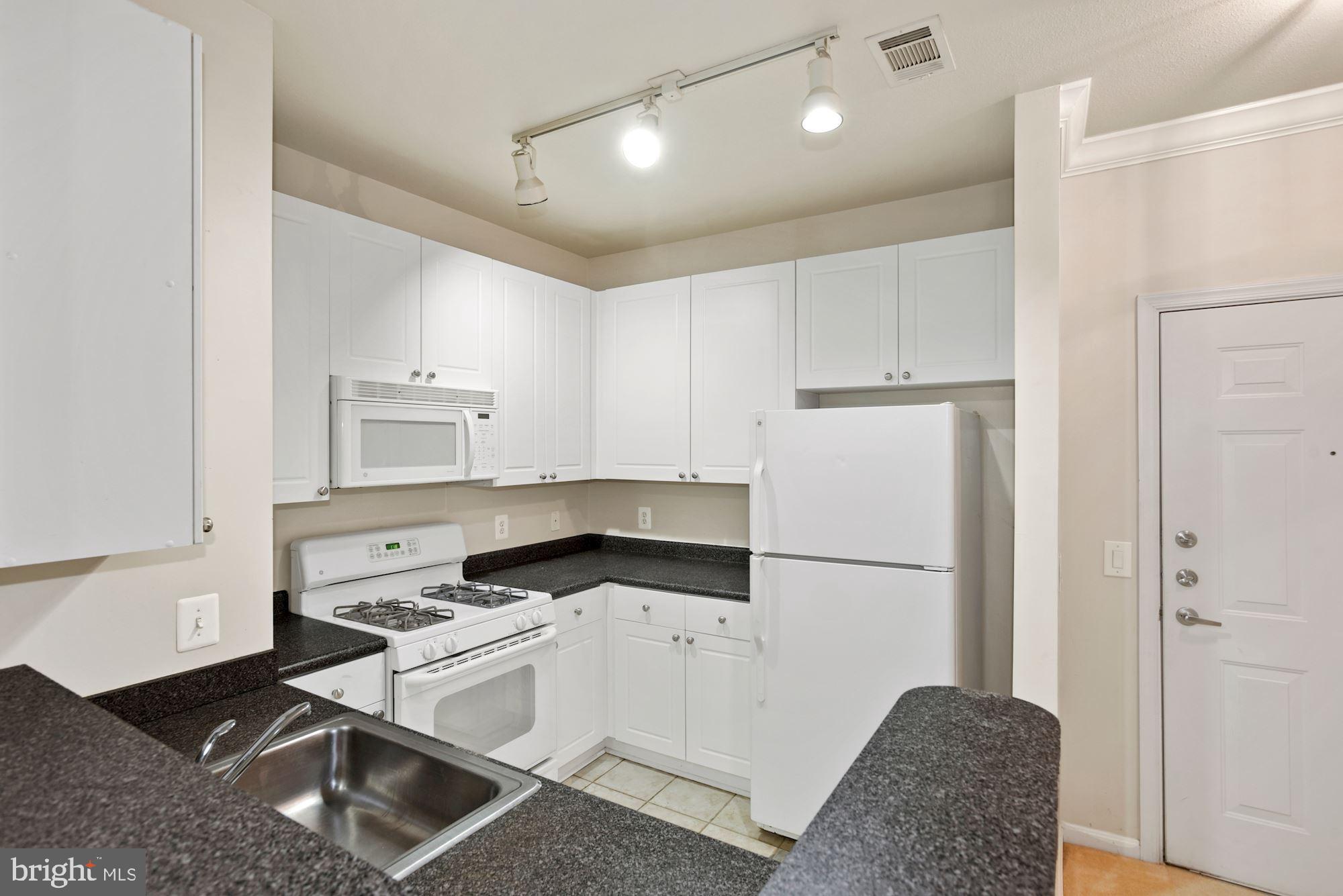 MARQUIS AT VIENNA STATION - Residential Lease