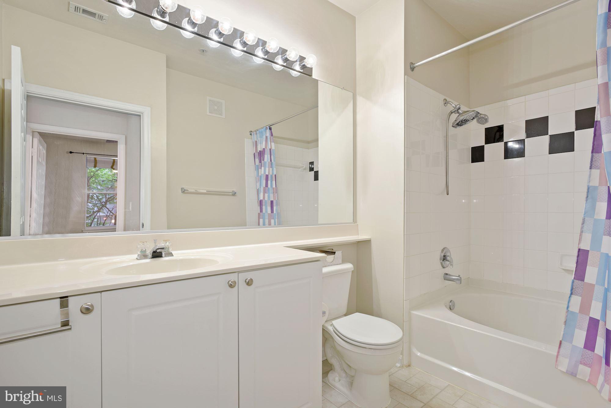 MARQUIS AT VIENNA STATION - Residential Lease