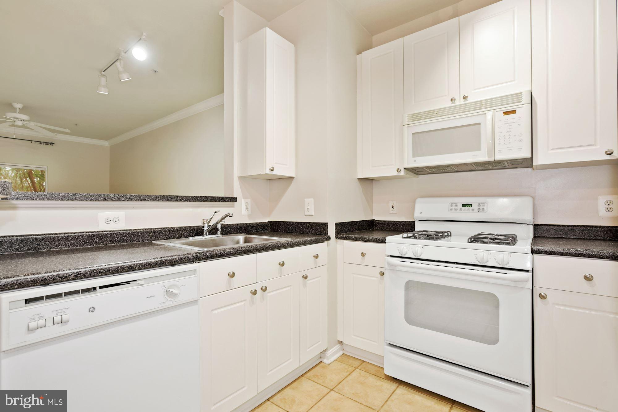 MARQUIS AT VIENNA STATION - Residential Lease