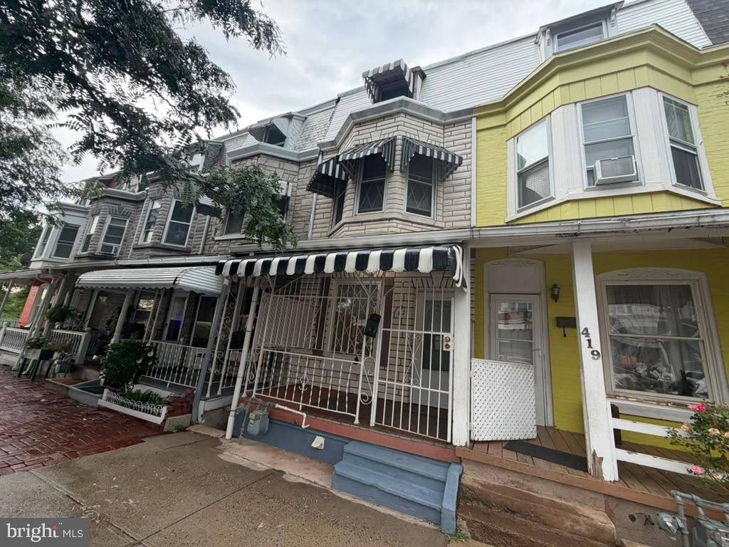 421 W WINDSOR STREET
