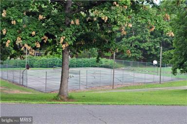 LAKE WILDERNESS - Land