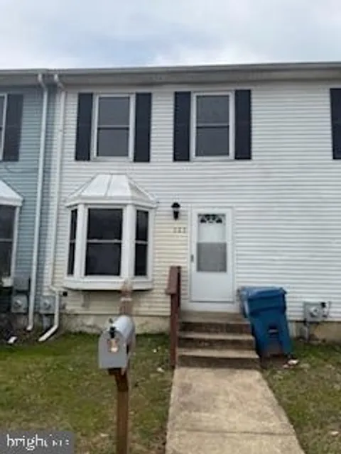 121 Whitburn Place, Newark, DE MLS: DENC2078200