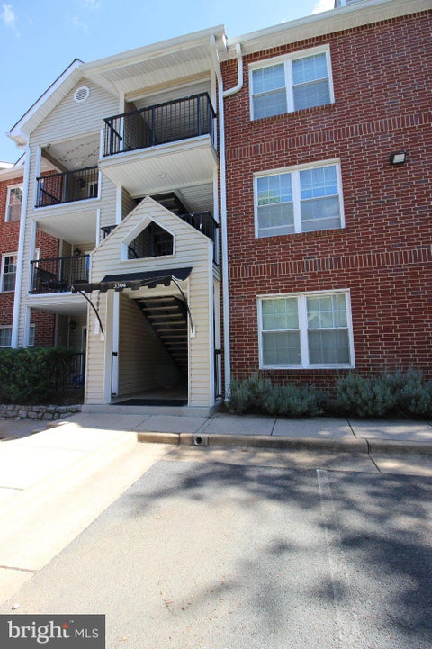 Condo For Rent - 3304 Wyndham Circle #334<br/> Alexandria City County, ALEXANDRIA, VA 22302