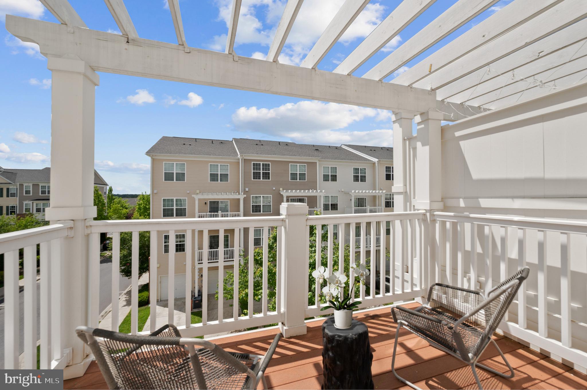 ARORA HILLS - Residential