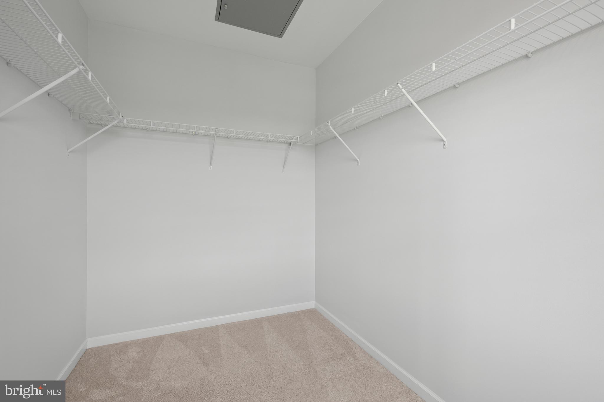 ARORA HILLS - Residential