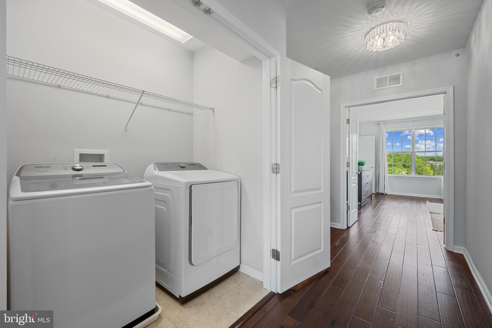 ARORA HILLS - Residential