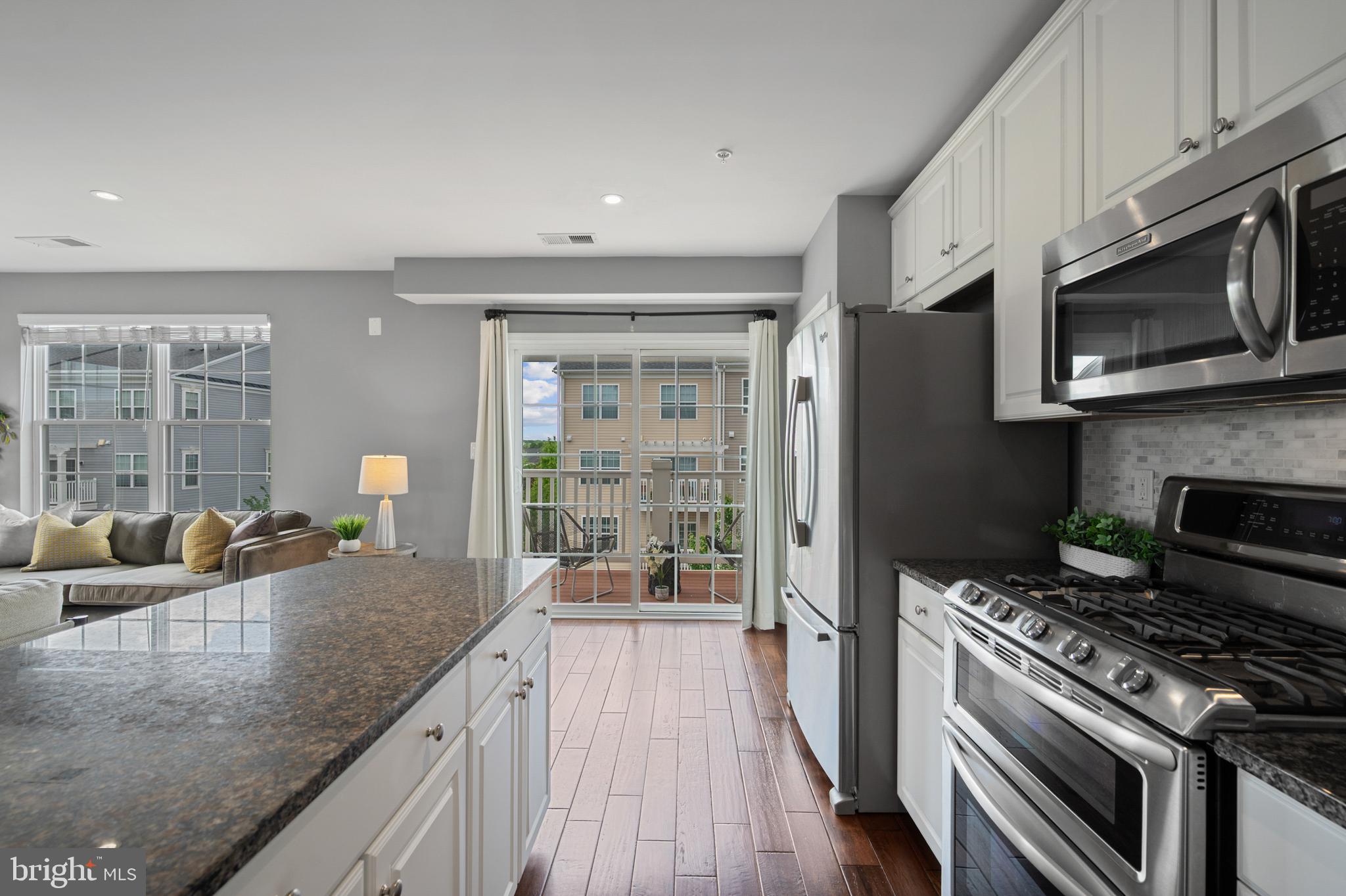 ARORA HILLS - Residential