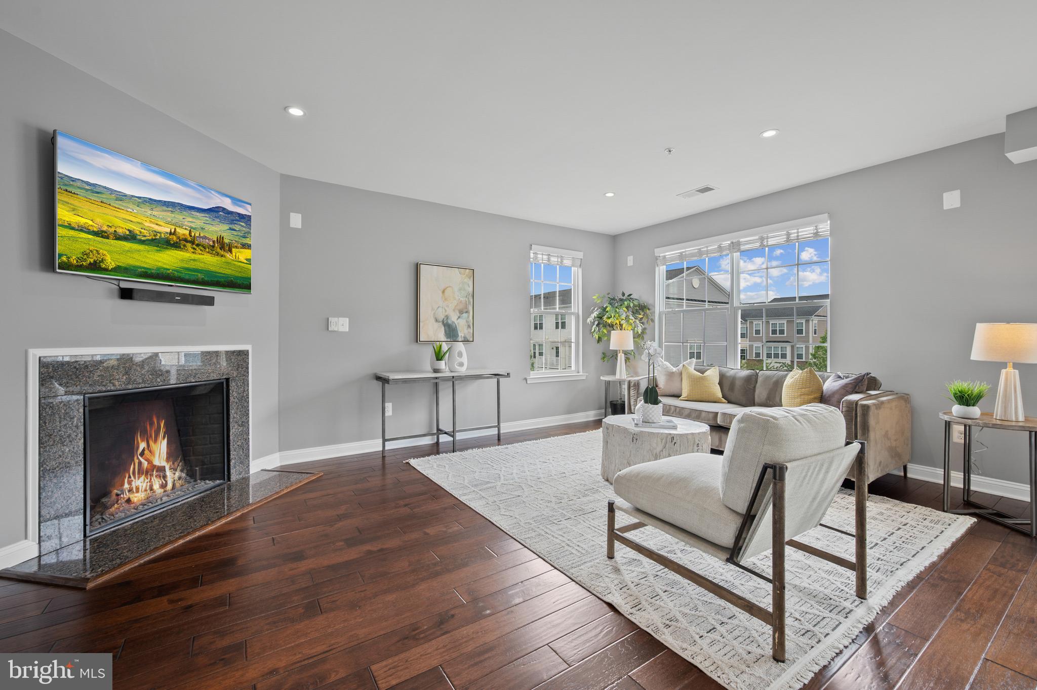 ARORA HILLS - Residential