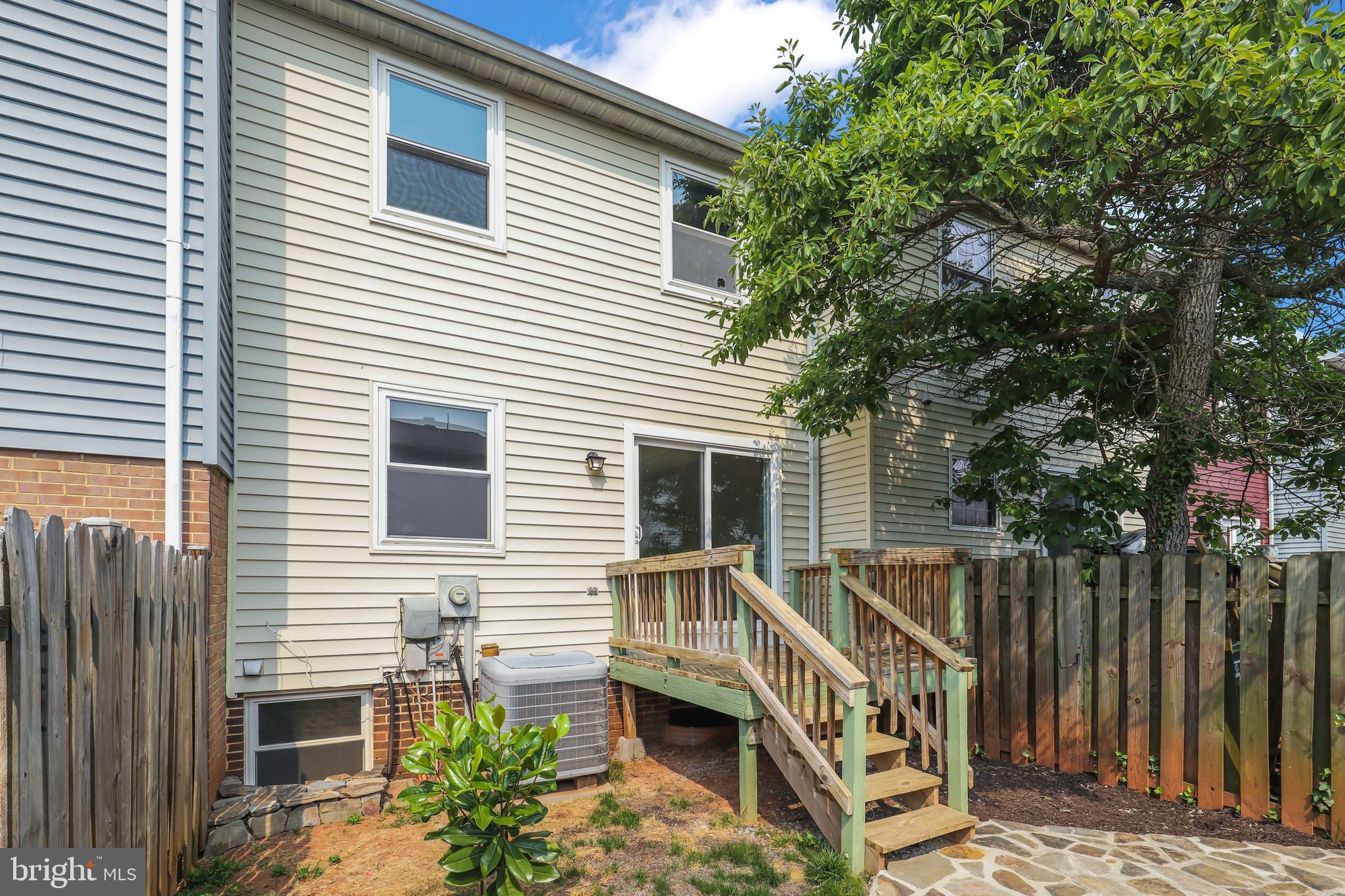 POINT OF WOODS - Residential