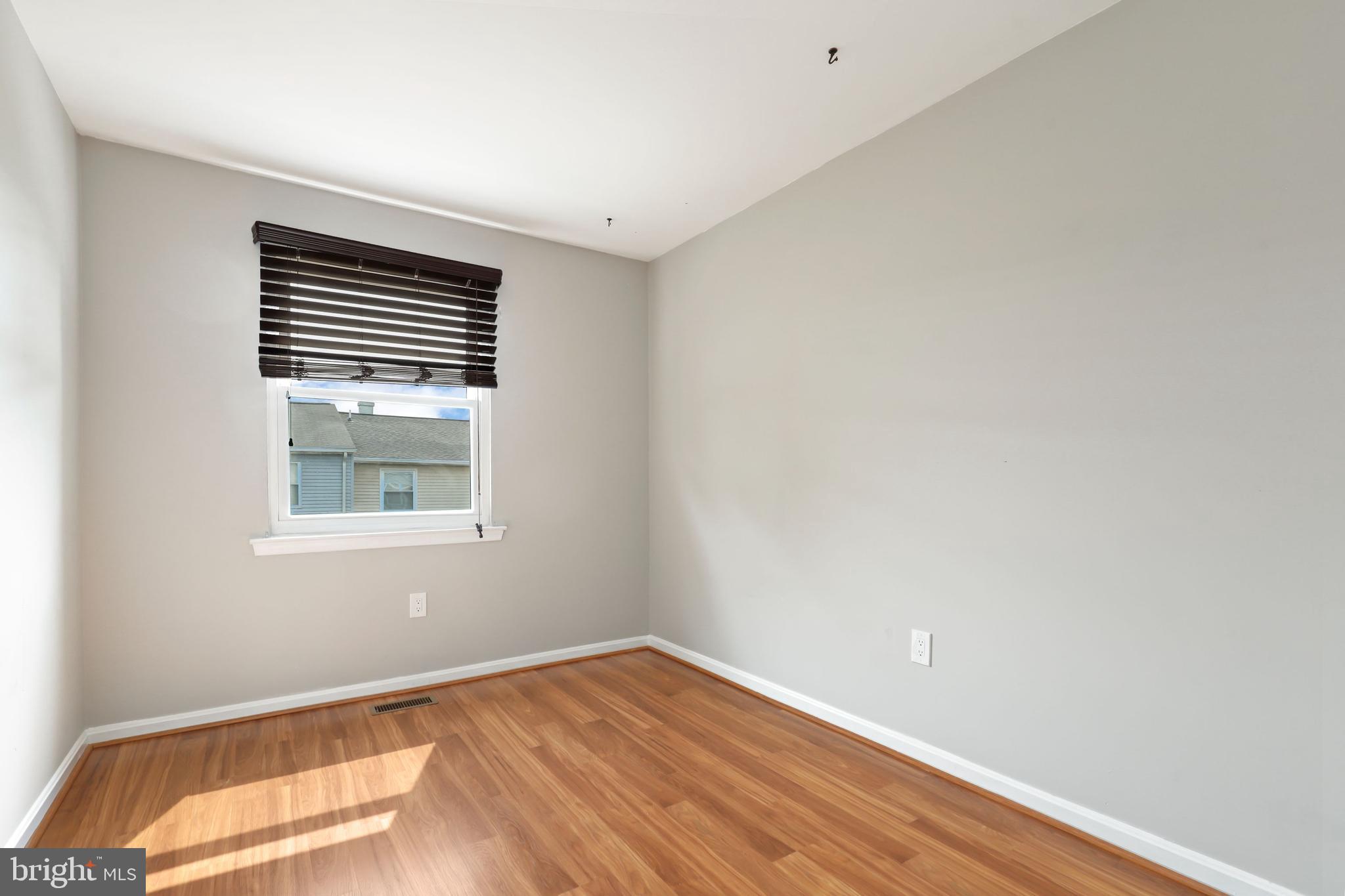 POINT OF WOODS - Residential