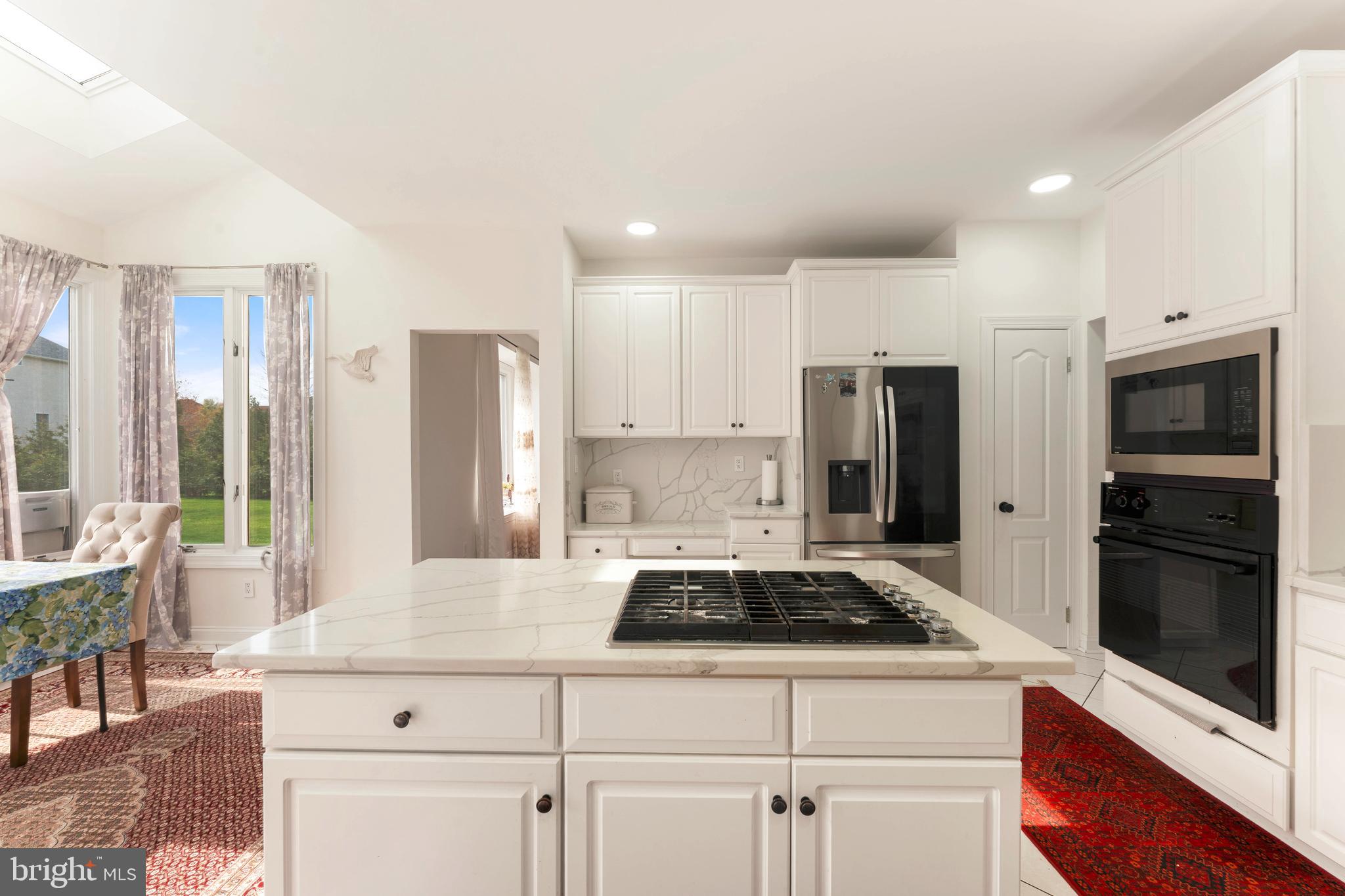 NORTHAMPTON CHASE - Residential