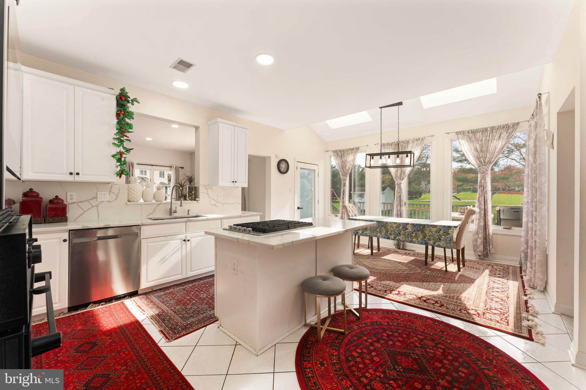 NORTHAMPTON CHASE - Residential