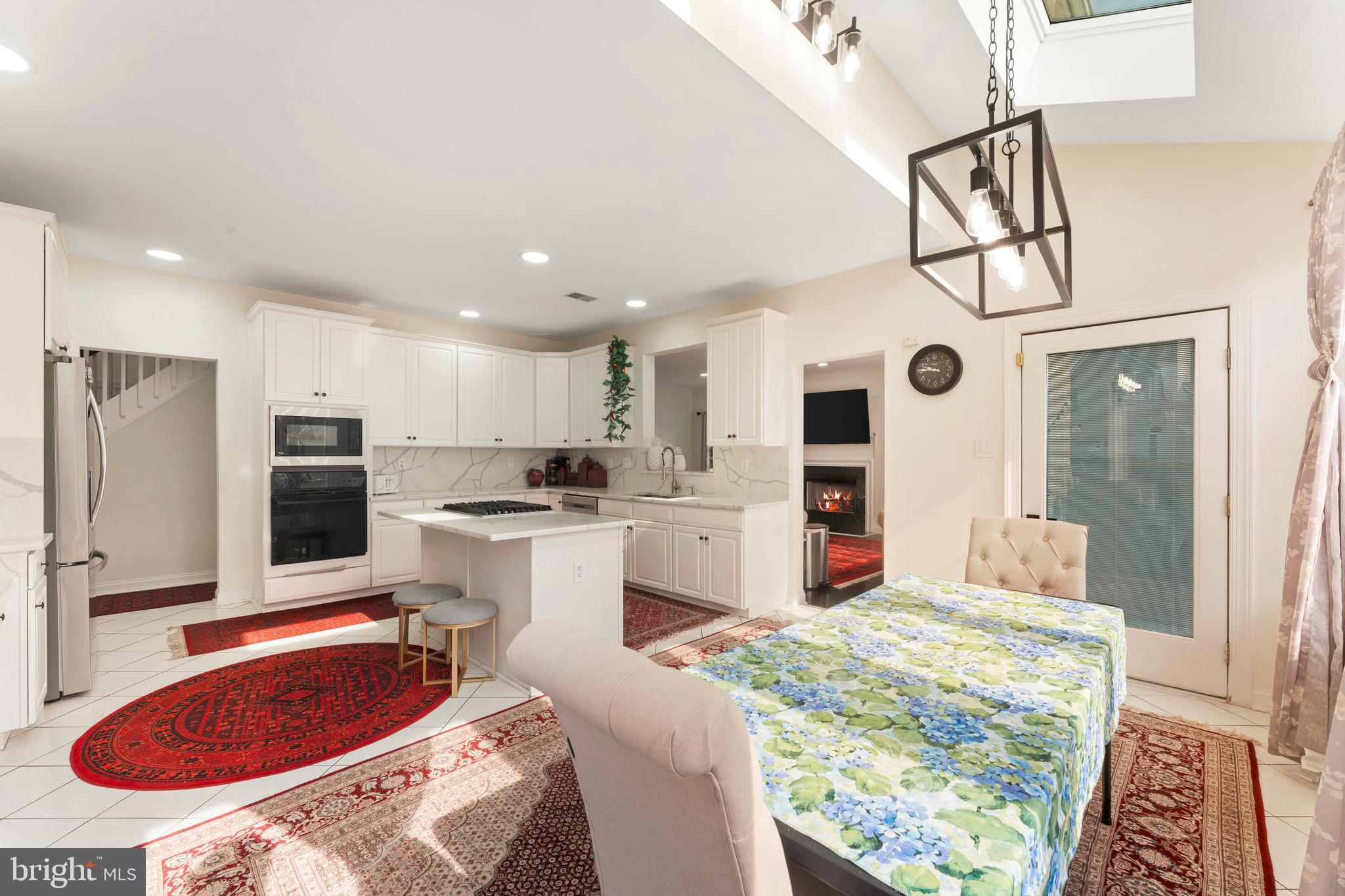 NORTHAMPTON CHASE - Residential