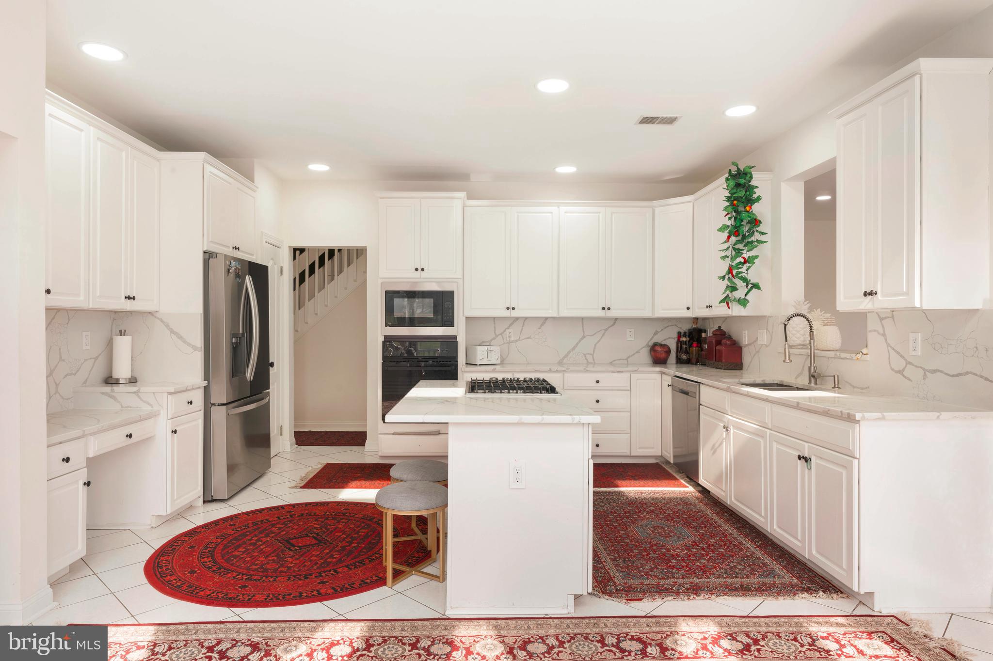 NORTHAMPTON CHASE - Residential