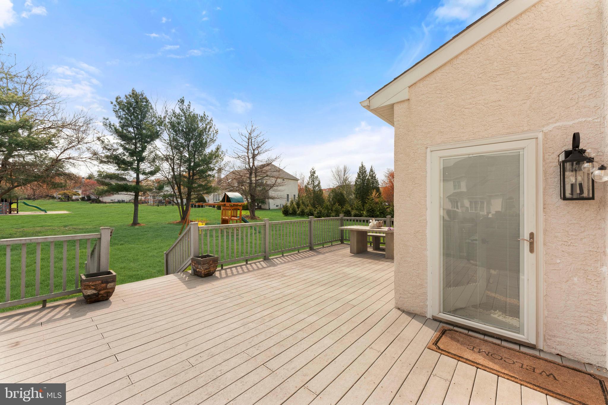 NORTHAMPTON CHASE - Residential