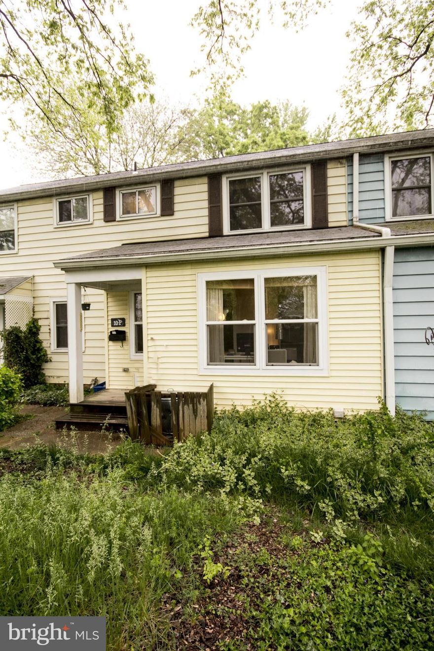 Immaculate 3 bedroom co-op with central heat/air. Freshly painted, beautiful wood floors throughout. Updated kitchen with additional space. Front den addition with vaulted ceiling. This unit is a must see. Move in ready. In the Greenbelt Homes Co-op community. Walking distance to shopping, restaurants, moves, ext. new windows.