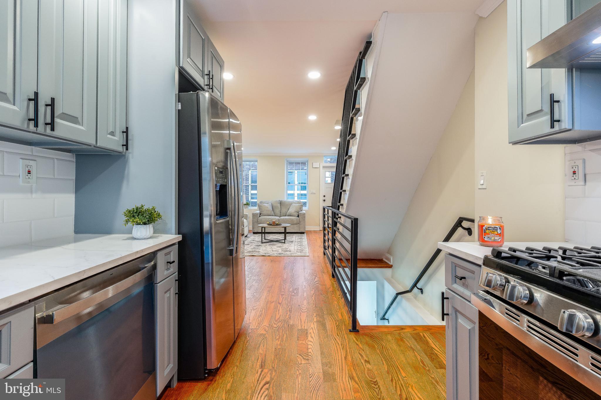 POINT BREEZE - Residential