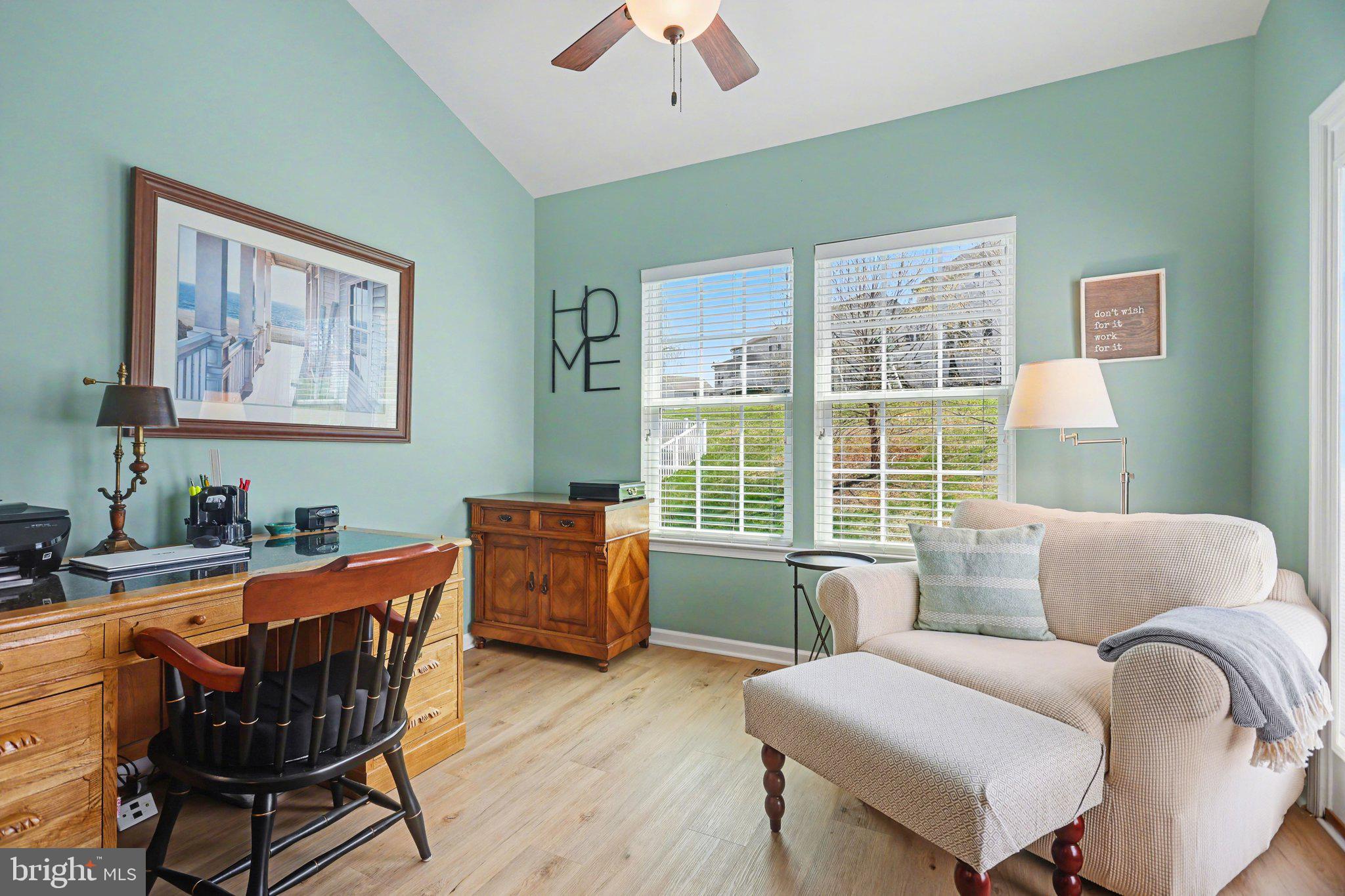 LOGANS RESERVE - Residential