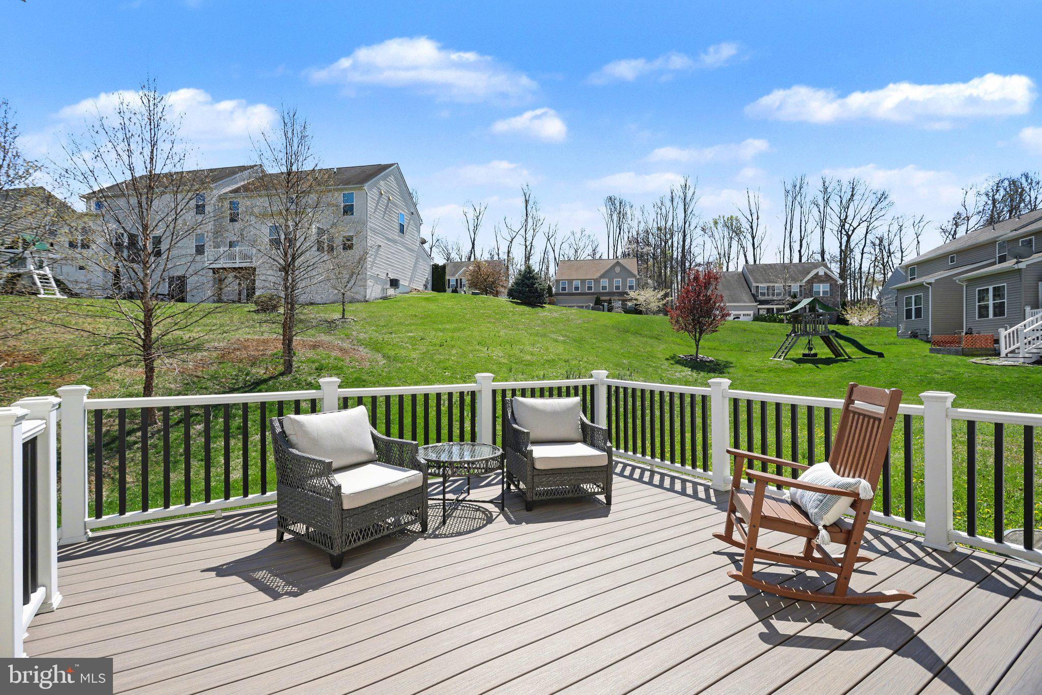 LOGANS RESERVE - Residential