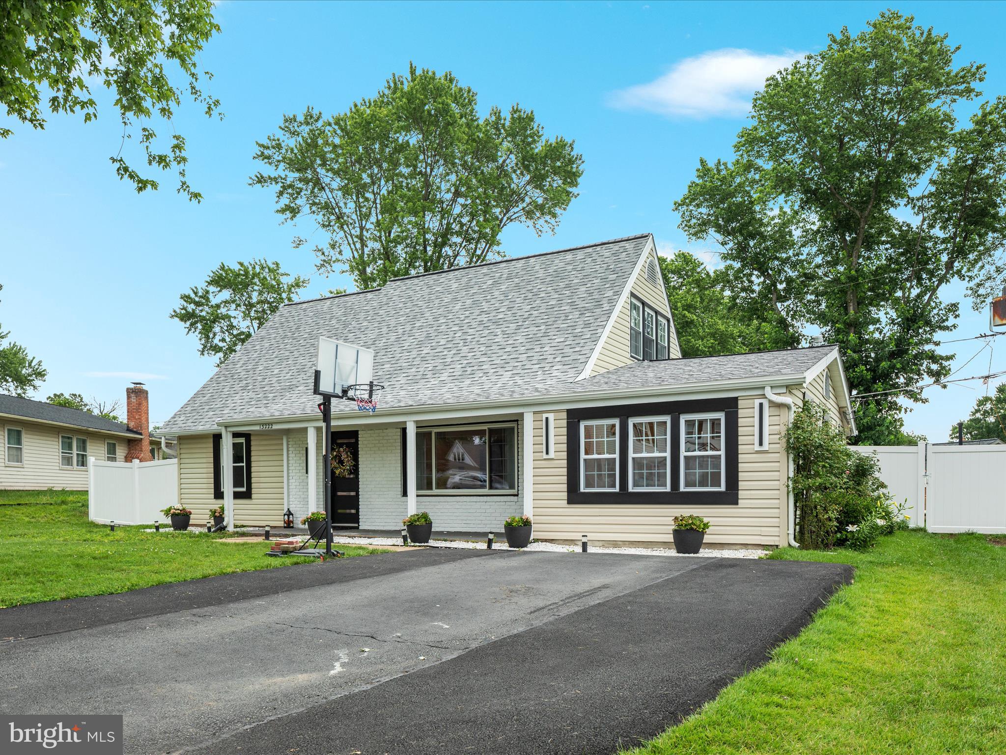13222 PARSON LANE