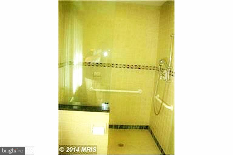 RIVERCREST - Residential Lease