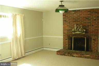 RIVERCREST - Residential Lease