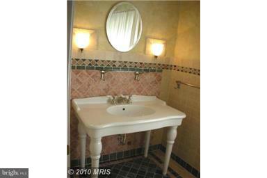 RIVERCREST - Residential Lease