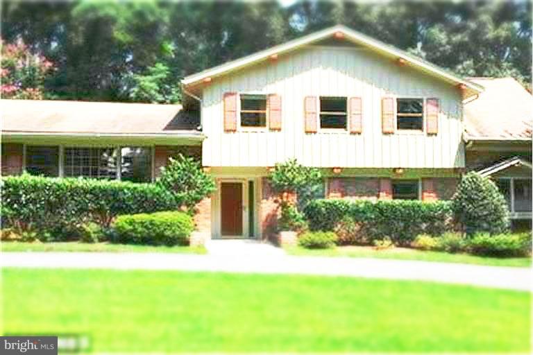 RIVERCREST - Residential Lease