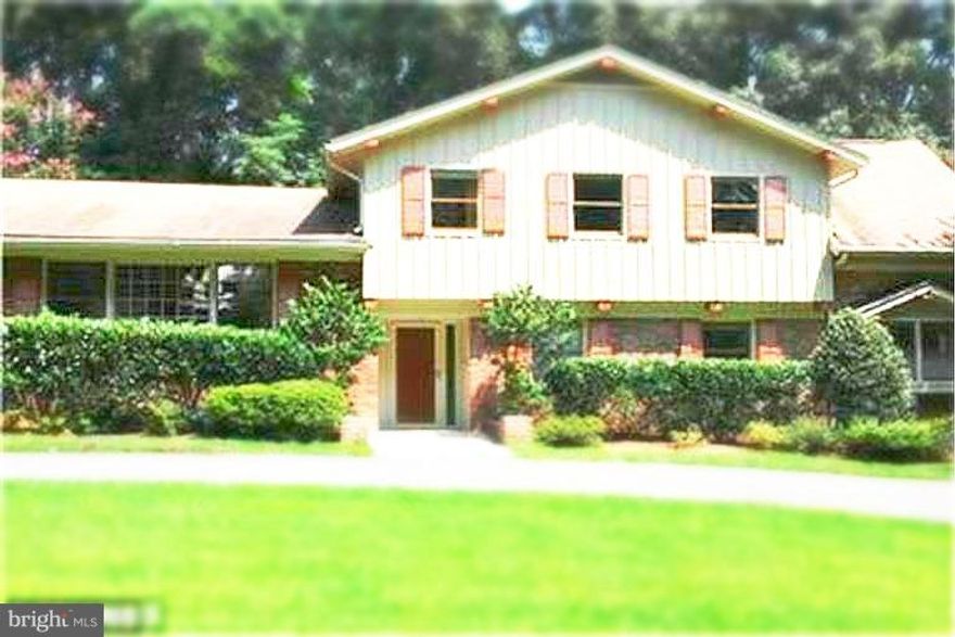 Agents, if you need a spacious home this is it! Interior painted 1 year ago, carpets cleaned, exterior painted, hardwood floors refinished so will look great for new tenant. Pets welcome at $25.00 per month CBC. . $50 per adult processing fee to Eddie Edwards. Deposit comes after acceptance. Thanks for showing. Large Home, Great School, Close to DC.