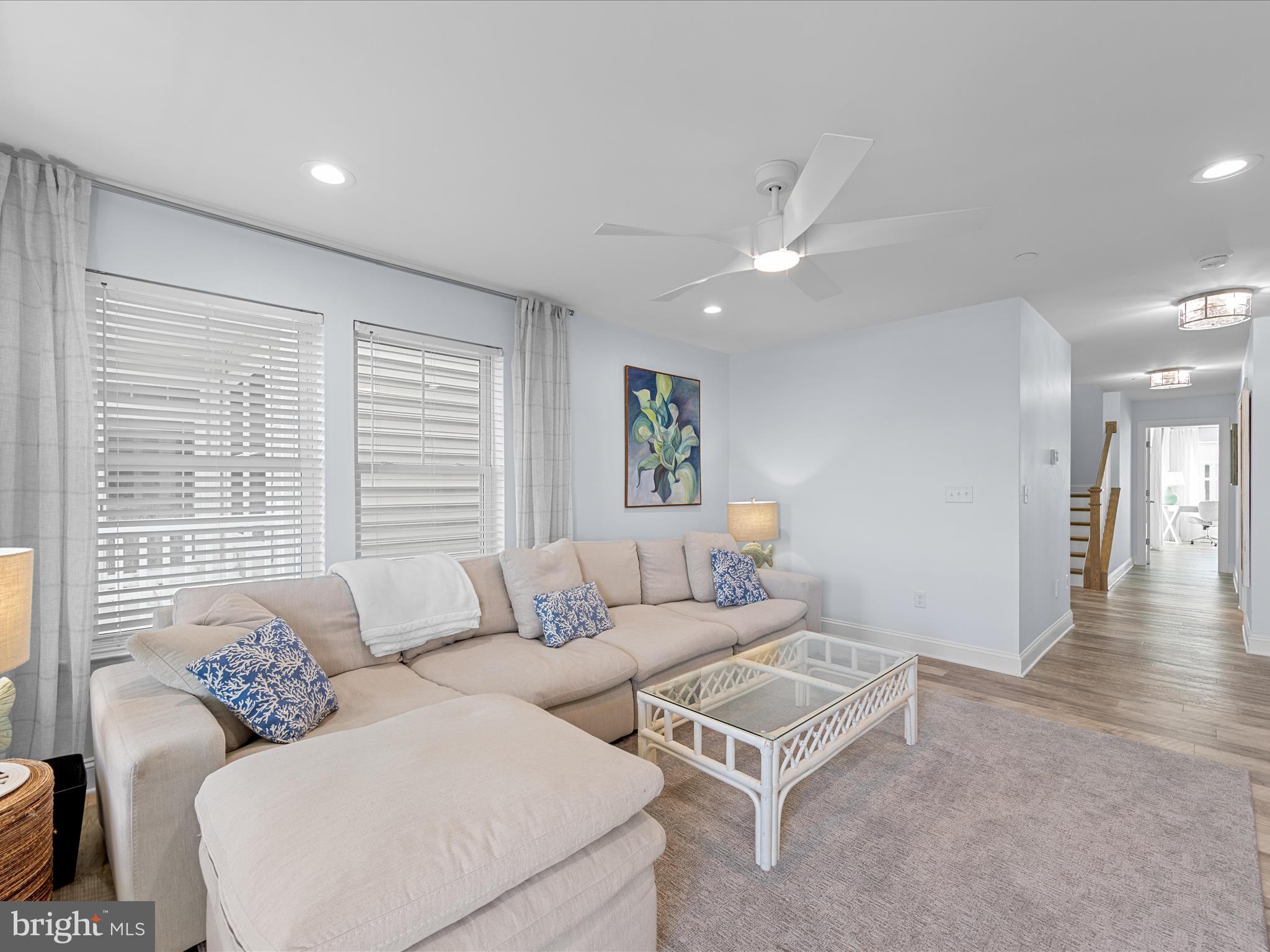 SUNSET HARBOUR - Residential