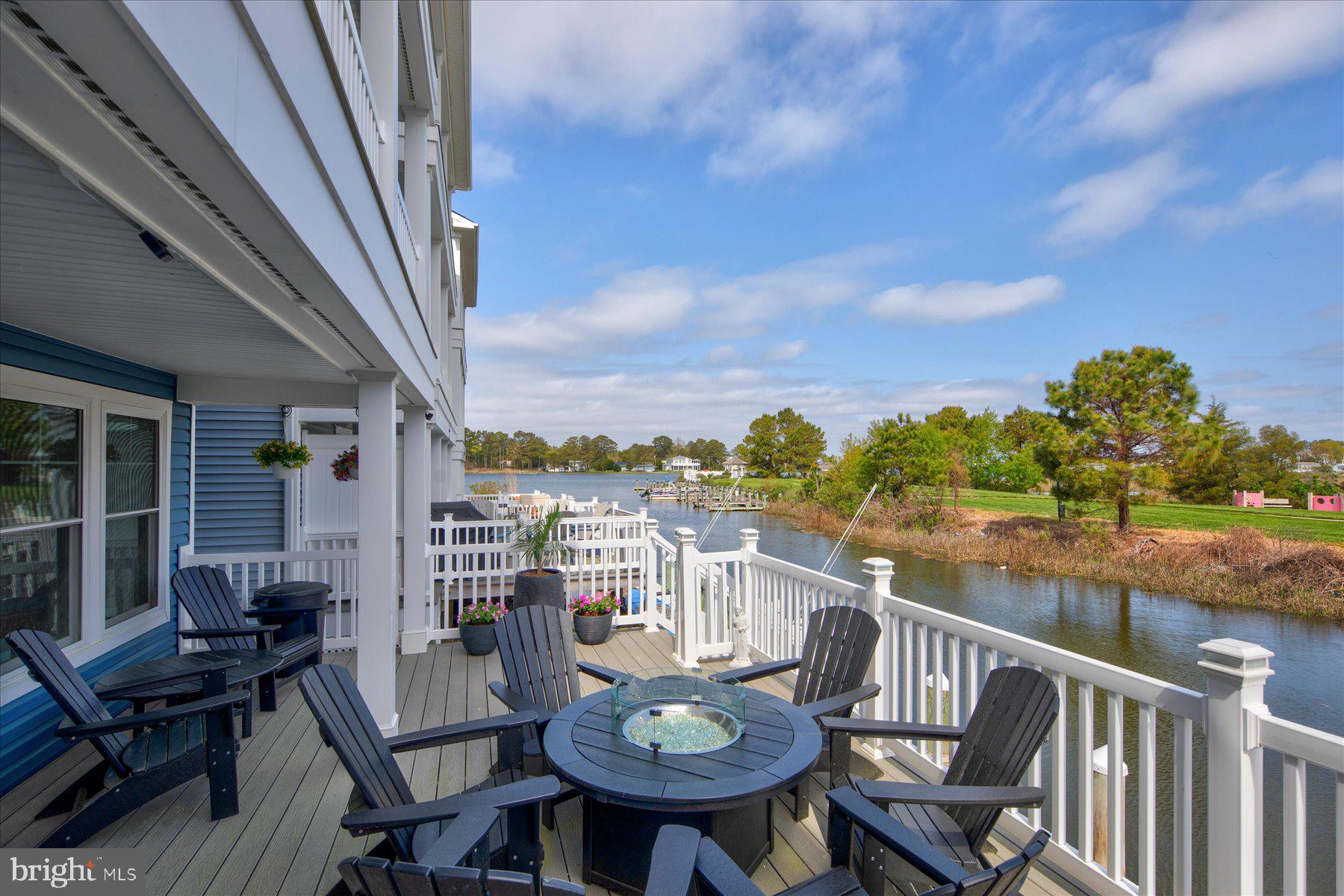 SUNSET HARBOUR - Residential